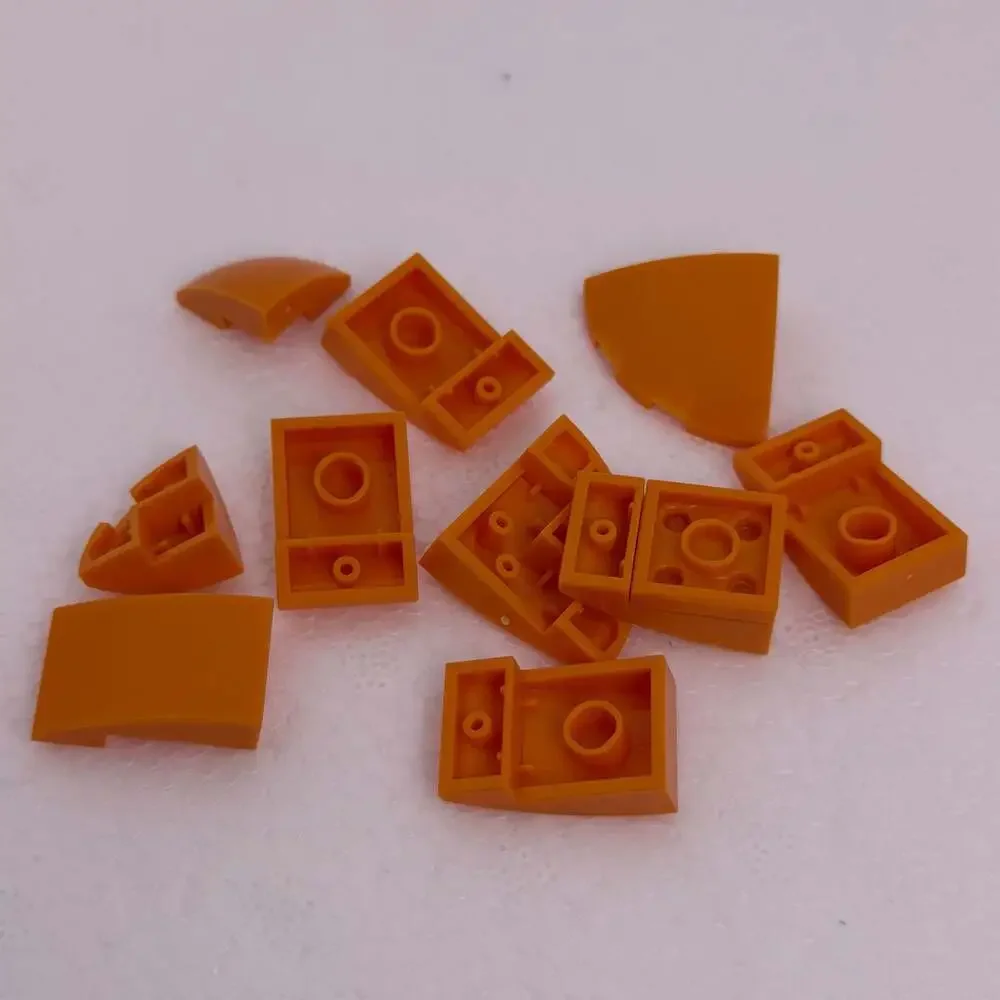 Mega Construx Pokemon Jumbo Charmander Building Set (750 Pieces)